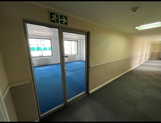 81M² OFFICE TO LET IN CAPE TOWN CITY CENTRE
